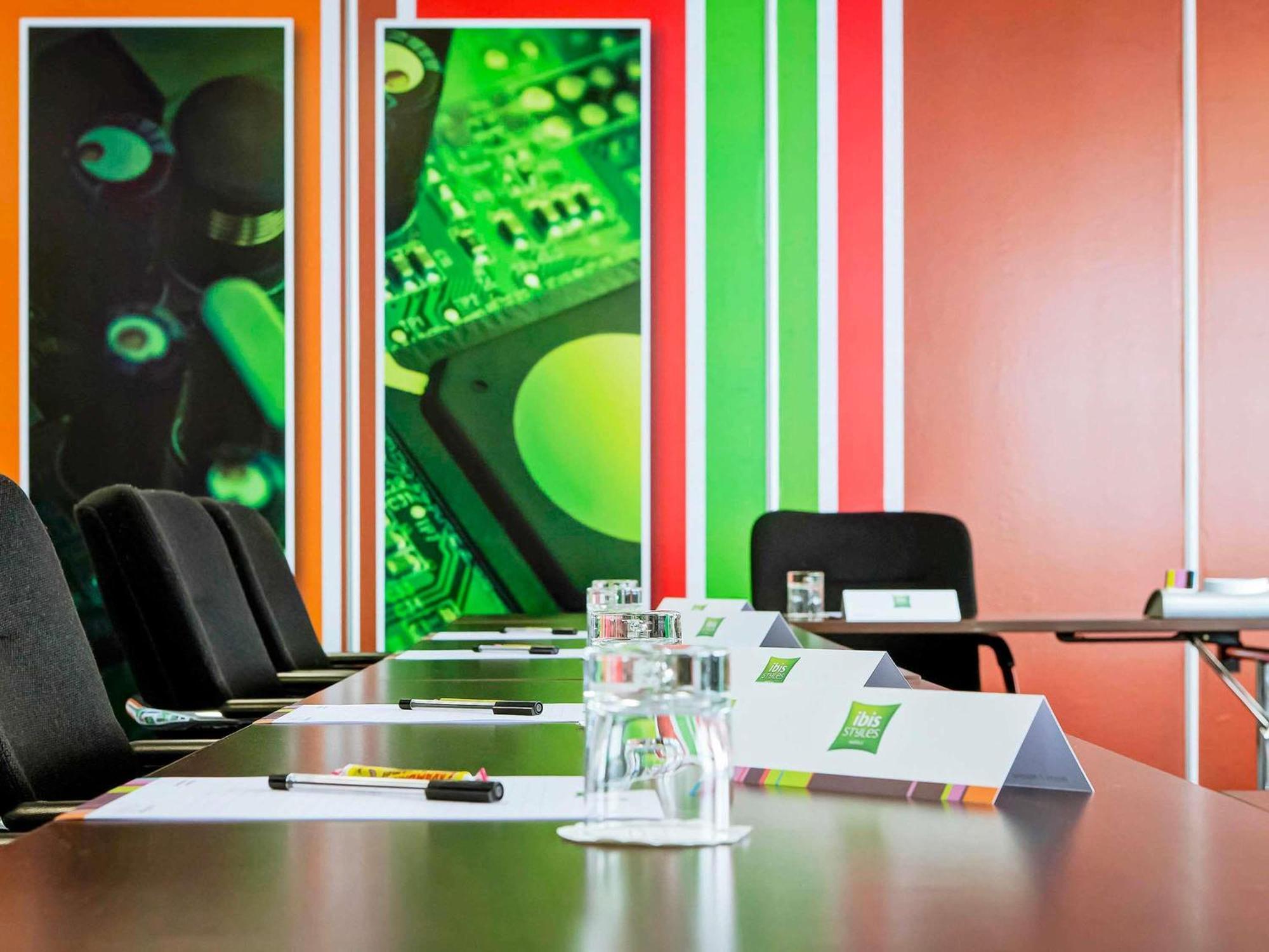 Ibis Styles Lyon Villeurbanne Parc De La Tete D'Or Εξωτερικό φωτογραφία